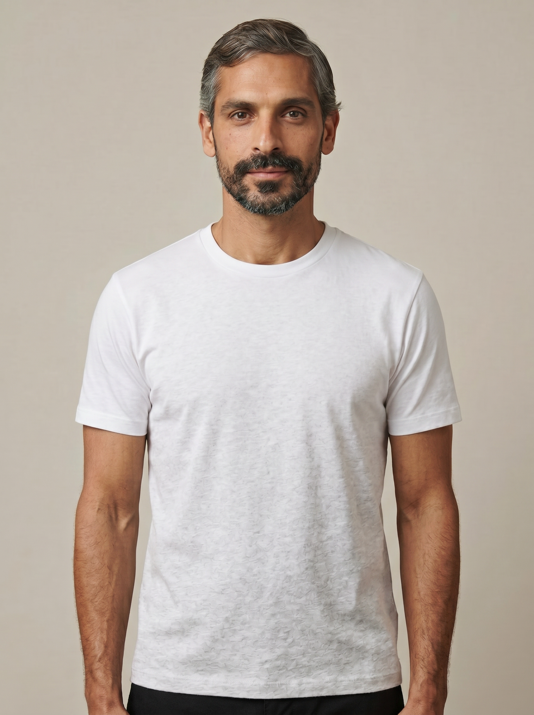 Sami in grey Uniqlo DRY Crew Neck Tee